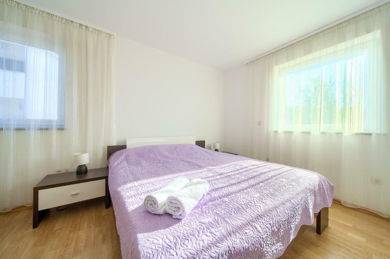 Ferienwohnung Vijon Njivice Exterior foto