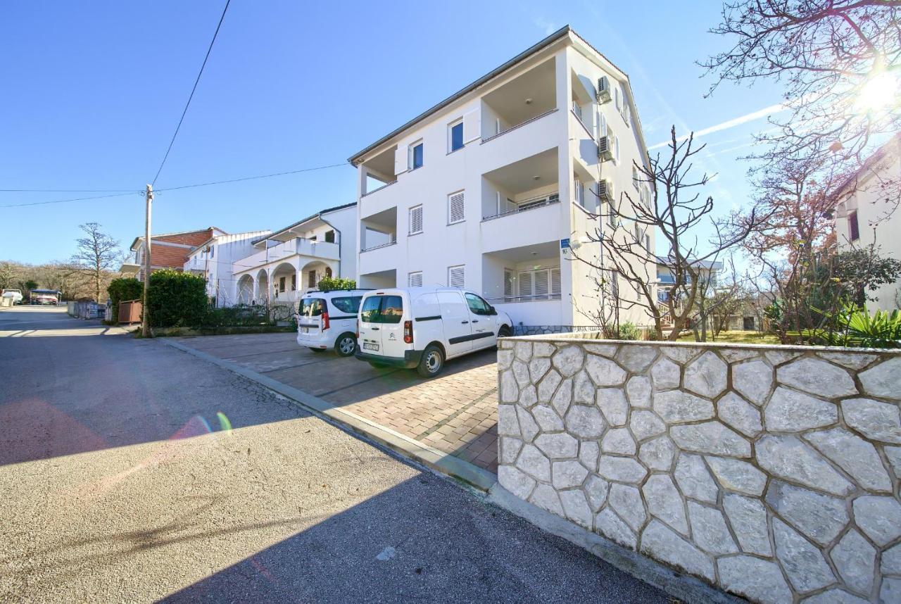 Ferienwohnung Vijon Njivice Exterior foto